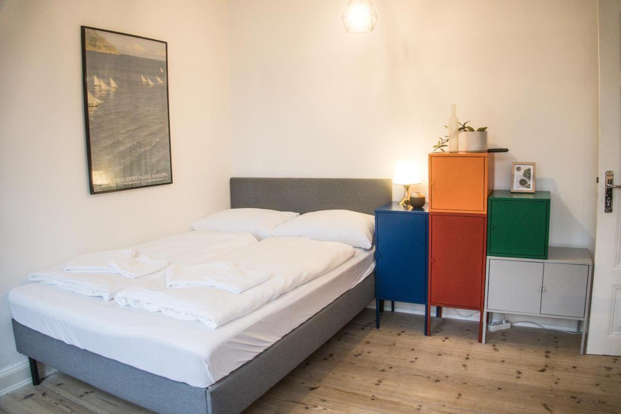 Doppelbett In Heller Wohnung Hamburk Exteriér fotografie